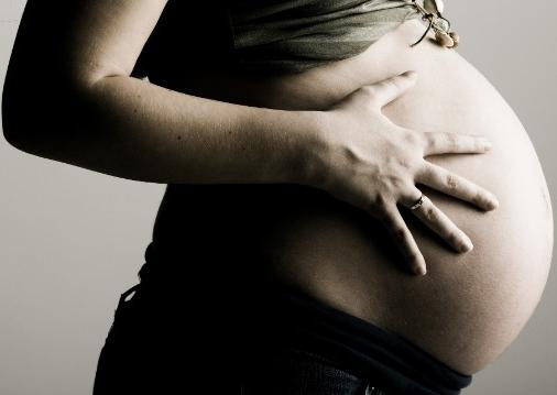 Framtida mammor: Om magen faller, när man ska föda?