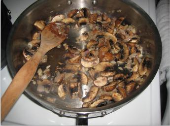 Lenten pilaf med mushrooms champinjoner för dem som inte äter kött