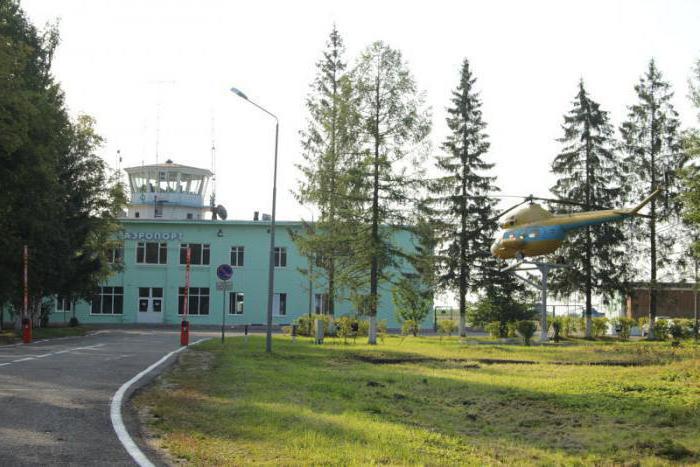 Flygplats (Kostroma): beskrivning och historia