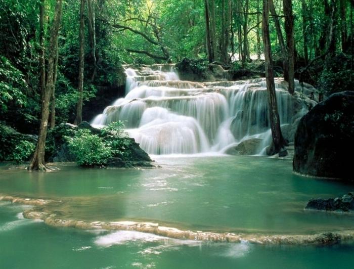 En mängd olika orter i Thailand