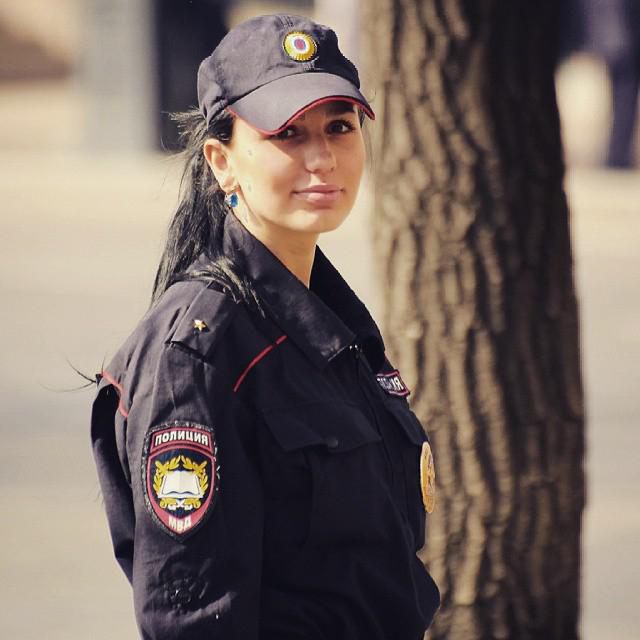 Kvinnor poliser i Ryssland