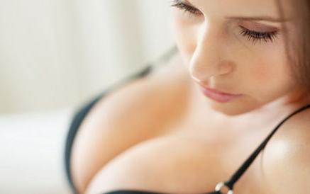 Kvinnors trick: flera anledningar till att klåda bröstvårtor